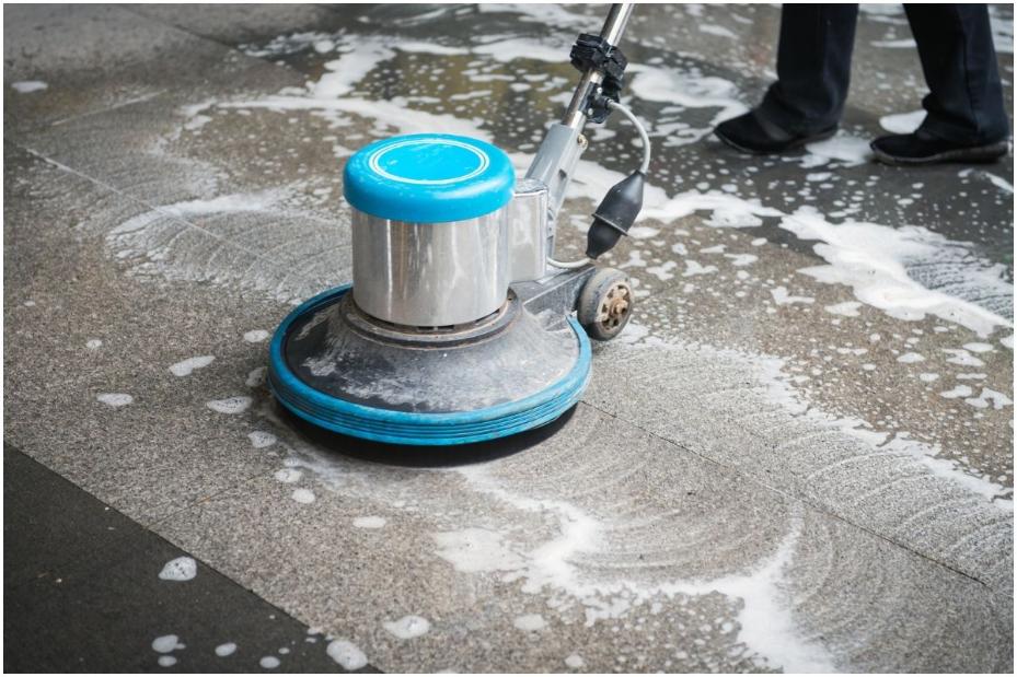 DIY vs Professional End of Tenancy Cleaning
